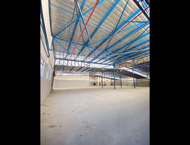 3,086M² WAREHOUSE TO LET IN STRIJDOMPARK